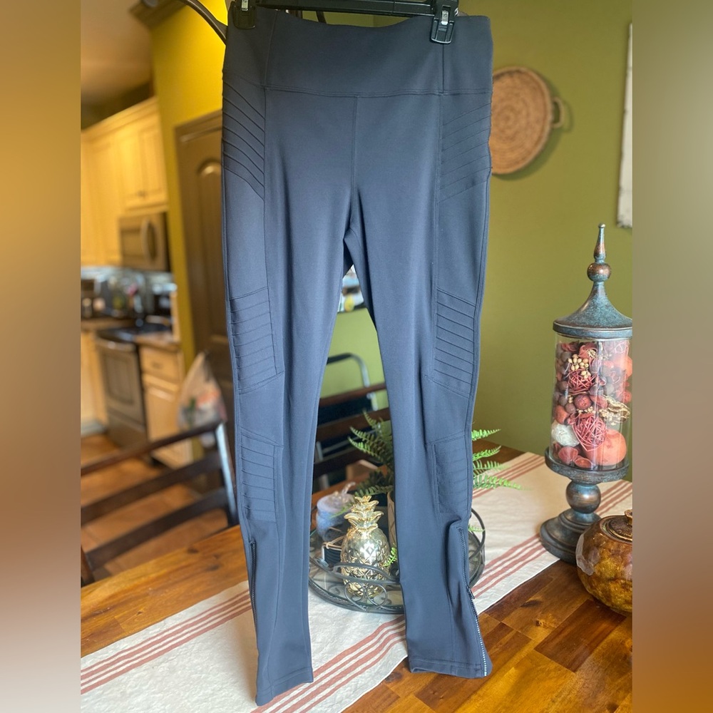 EUC Athleta Delancey Moto Tight Leggings